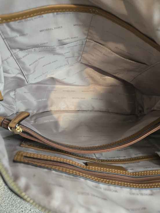 MICHAEL KORS RILEY Large Bag - Picture 8 of 14